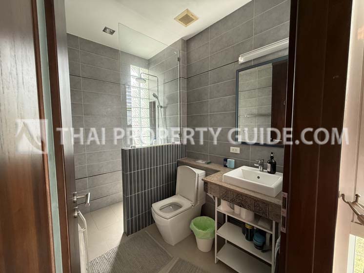 House with Shared Pool in Nichada Thani 
